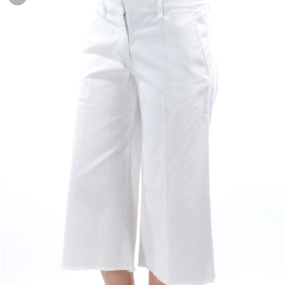 white flare capri